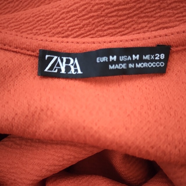 ZARA(ザラ)の未使用ZARAワンピース レディースのワンピース(ひざ丈ワンピース)の商品写真