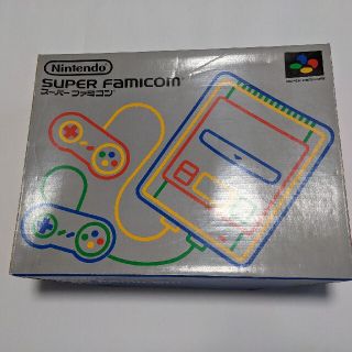 ニンテンドウ(任天堂)のスーパーファミコン本体　新品(家庭用ゲーム機本体)