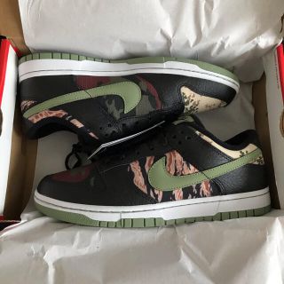 ナイキ(NIKE)のNIKE DUNK LOW SE CAMO COLLAGE 26.5 SNKRS(スニーカー)