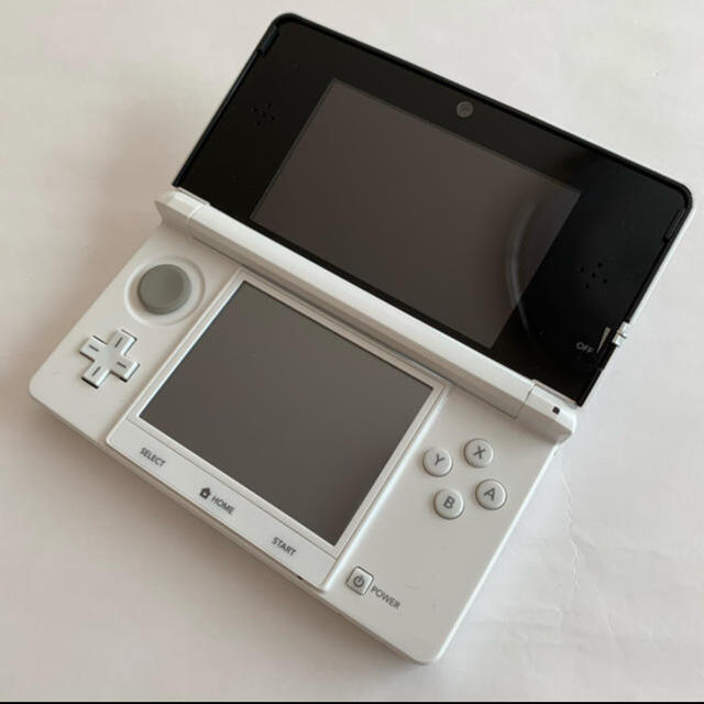 ニンテンドー3DS(ニンテンドー3DS)のNintendo 3DS 本体 エンタメ/ホビーのゲームソフト/ゲーム機本体(携帯用ゲーム機本体)の商品写真