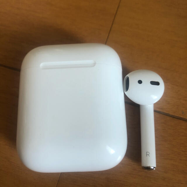 Apple - AirPods 第一世代 右耳のみ 充電ケース付の通販 by さき's 