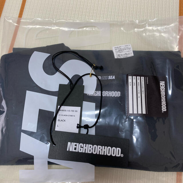 SEA(シー)のウィンダンシー ×ネイバーフッド メンズのトップス(Tシャツ/カットソー(半袖/袖なし))の商品写真