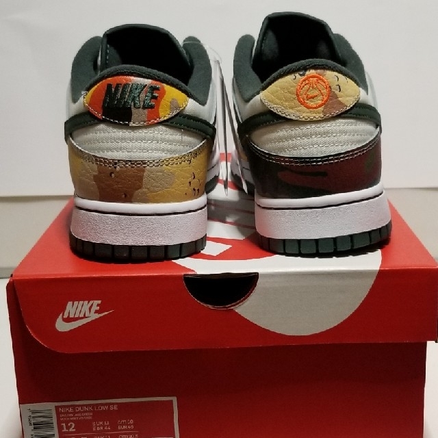 NIKE(ナイキ)のNIKE DUNK LOW SE 30cm  Sail Multi-Camo メンズの靴/シューズ(スニーカー)の商品写真