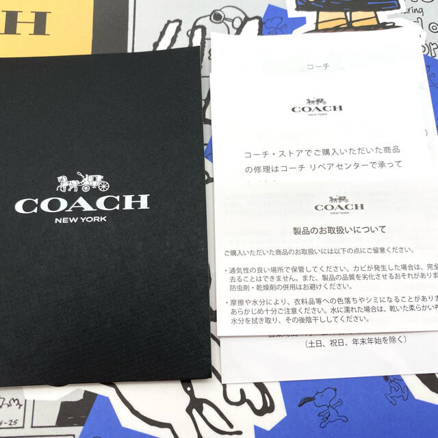 新品未使用 COACH バッグ コーチ コラボ カーキ　スヌーピー柄 ポーチ