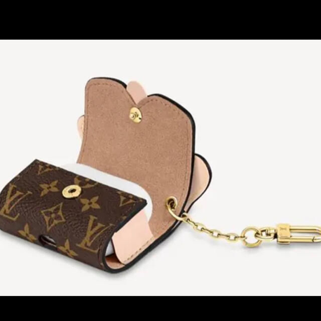 LOUIS VUITTON(ルイヴィトン)のりお様専用　LOUISVUITTON エアポッツプロケース スマホ/家電/カメラのオーディオ機器(ヘッドフォン/イヤフォン)の商品写真