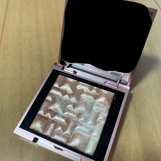 ボビイブラウン(BOBBI BROWN)のBOBBI BROWN  ミニハイライティングパウダー　ピンクグロウ(フェイスパウダー)