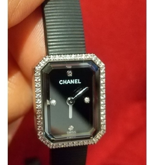 CHANEL シャネル マトラッセ 黒革ベルト 腕時計 11月電池交換済
