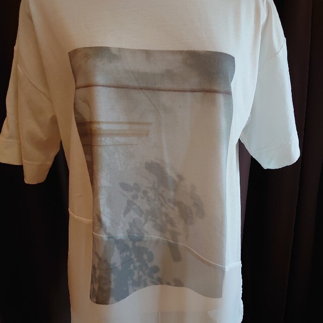 Bou Jeloud(ブージュルード)のM53 新品 BouJeloud ホワイト ゆるサラ Tシャツ プリント F レディースのトップス(Tシャツ(半袖/袖なし))の商品写真