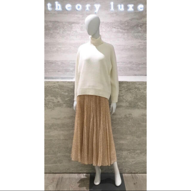 Theory luxe(セオリーリュクス)のTheory luxe 19aw アニマル柄プリーツスカート レディースのスカート(ロングスカート)の商品写真