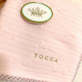 トッカ(TOCCA)の【タグ付き新品】toccaハンドタオル　ピンク色(ハンカチ)