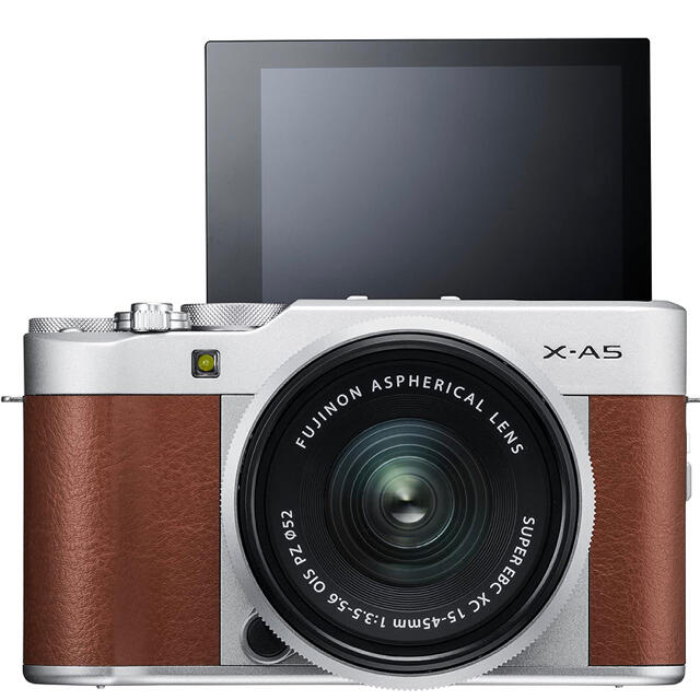 富士フイルム(フジフイルム)の【美品】FUJIFILM  X-A5 ミラーレス一眼　レンズキット 人気ブラウン スマホ/家電/カメラのカメラ(ミラーレス一眼)の商品写真