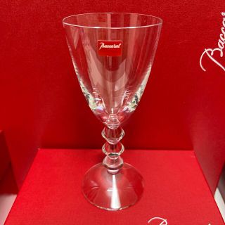 バカラ(Baccarat)のバカラ　ベガ　３連ステム　ワイングラス  新品、未使用(グラス/カップ)