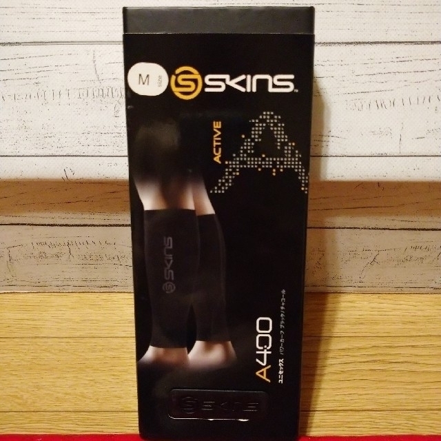 SKINS(スキンズ)のSKINS A400 スポーツ/アウトドアのトレーニング/エクササイズ(トレーニング用品)の商品写真