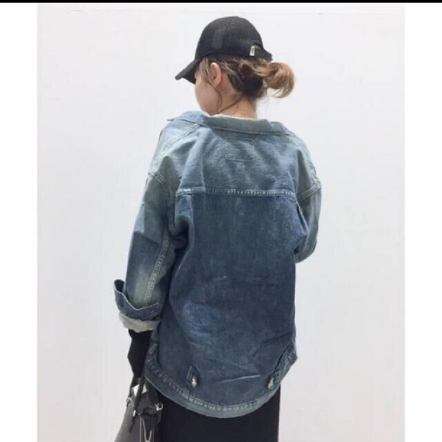 L'Appartement DEUXIEME CLASSE(アパルトモンドゥーズィエムクラス)のSTAMMBAUM シュタンバウム　OVERSIZE DENIM JACKET レディースのジャケット/アウター(Gジャン/デニムジャケット)の商品写真