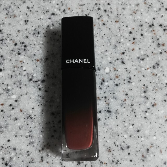 CHANEL　フィデリテ