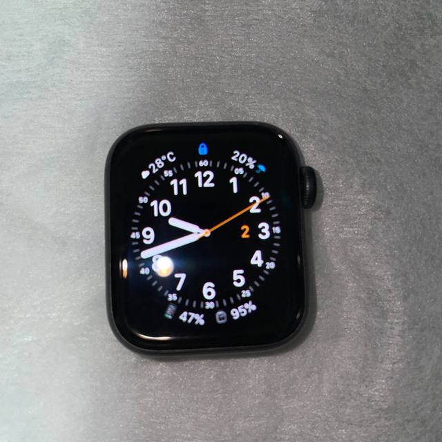 Apple Watch - Apple Watch SE GPS+Cellularモデル40mmの通販 by ピーナッツ's shop｜アップルウォッチならラクマ 通販格安