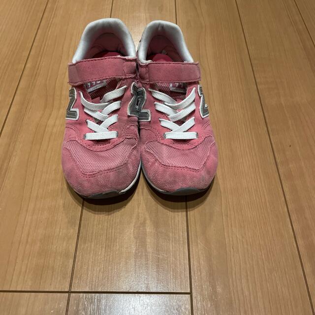 New Balance(ニューバランス)のニューバランス18㌢ キッズ/ベビー/マタニティのキッズ靴/シューズ(15cm~)(スニーカー)の商品写真