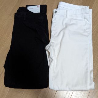 ユニクロ(UNIQLO)のレギンスパンツ　白　黒　2点セット　ユニクロ(スキニーパンツ)