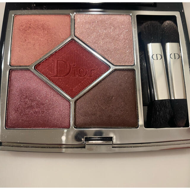 Dior(ディオール)のDior アイシャドウ　サンククルールクチュール879 コスメ/美容のベースメイク/化粧品(アイシャドウ)の商品写真