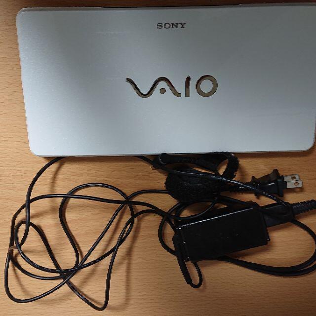 SONY(ソニー)のVAIO type P VGN-P70H/W カラーホワイト（本体、充電器のみ） スマホ/家電/カメラのPC/タブレット(ノートPC)の商品写真