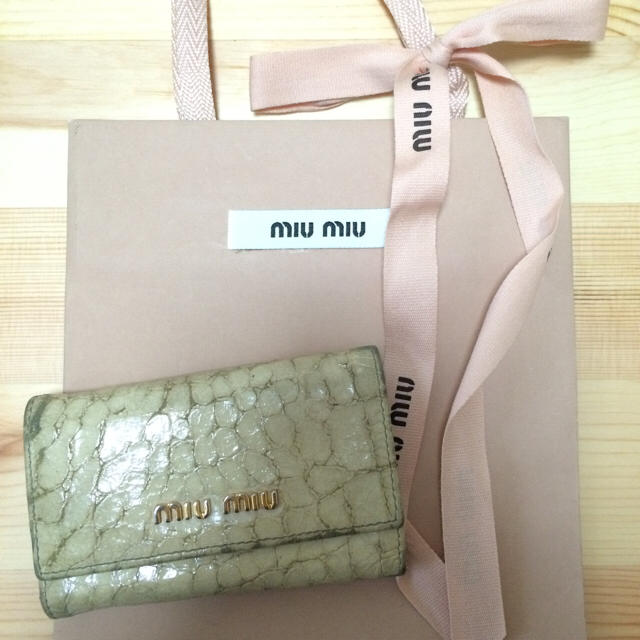 miumiu(ミュウミュウ)の割引中♡miumiu  キーケース レディースのファッション小物(キーケース)の商品写真