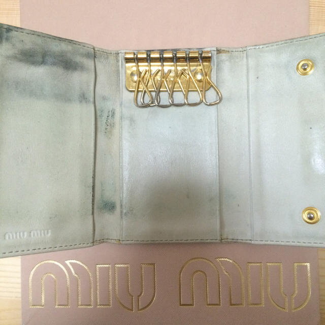 miumiu(ミュウミュウ)の割引中♡miumiu  キーケース レディースのファッション小物(キーケース)の商品写真