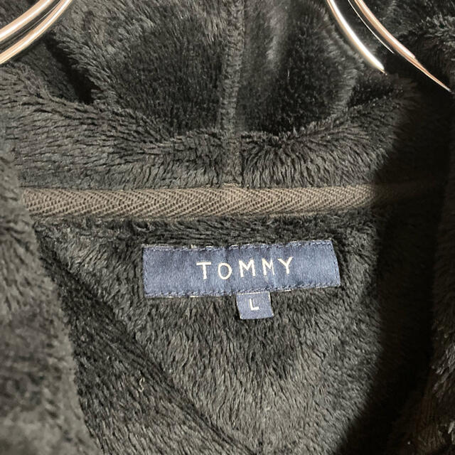 TOMMY(トミー)の極美品★ トミー　黒金　刺繍　ロゴ入り　ボア　パーカー メンズのトップス(パーカー)の商品写真