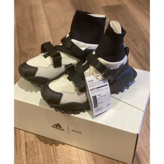 ハイク(HYKE)のadidas by HYKE スニーカー(スニーカー)