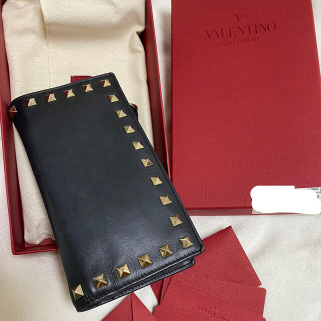 VALENTINO ヴァレンティノ　財布　長財布　黒　レザー　イタリア