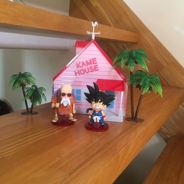 未開封】 ドラゴンボール カメハウス 貯金箱 亀仙人 悟空 未開封】 ドラゴンボール カメハウス 貯金箱 亀仙人 悟空