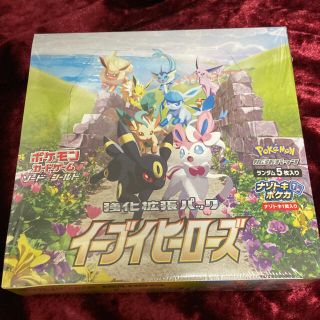 ポケモン(ポケモン)のイーブイ ヒーローズ BOX 新品未開封 シュリンク付き(Box/デッキ/パック)