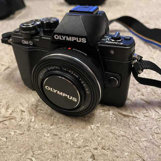 ミラーレス一眼 OLYMPUS OM-D E-M10 Mark II 新品即決 18360円 www ...