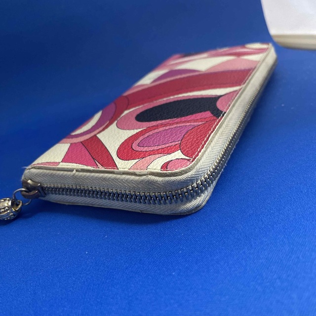 EMILIO PUCCI(エミリオプッチ)のエミリオプッチ　長財布 レディースのファッション小物(財布)の商品写真