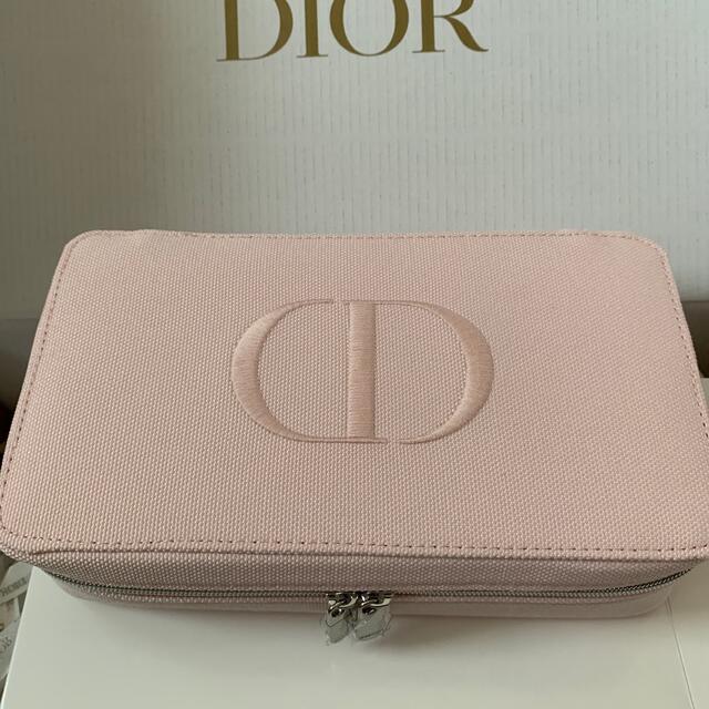 Dior(ディオール)のDior【新品未使用】ノベルティ バニティポーチ レディースのファッション小物(ポーチ)の商品写真