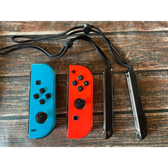 任天堂(ニンテンドウ)の【ジャンク品】switch　Joy-Con エンタメ/ホビーのゲームソフト/ゲーム機本体(家庭用ゲーム機本体)の商品写真