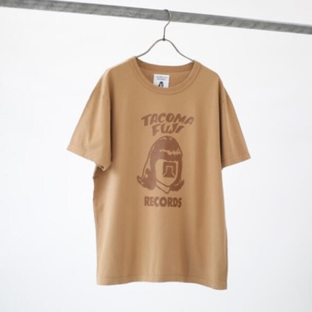 NEPENTHES(ネペンテス)のTACOMA FUJI LOGO ’21 コーヒー染め　即完売Tシャツ メンズのトップス(Tシャツ/カットソー(半袖/袖なし))の商品写真