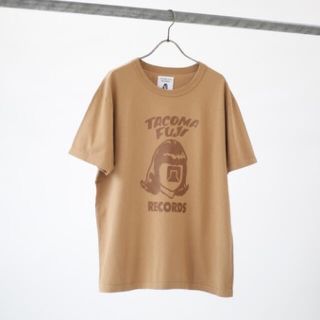 ネペンテス(NEPENTHES)のTACOMA FUJI LOGO ’21 コーヒー染め　即完売Tシャツ(Tシャツ/カットソー(半袖/袖なし))