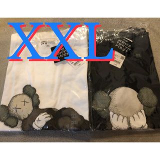 ユニクロ(UNIQLO)のUNIQLO ユニクロ KAWS カウズ グレー ホワイト XXL Tシャツ(Tシャツ/カットソー(半袖/袖なし))