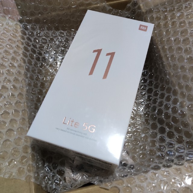 ANDROID(アンドロイド)の【Xiaomi】Mi 11 Lite 5G 日本国内版 イエロー 新品未開封 スマホ/家電/カメラのスマートフォン/携帯電話(スマートフォン本体)の商品写真