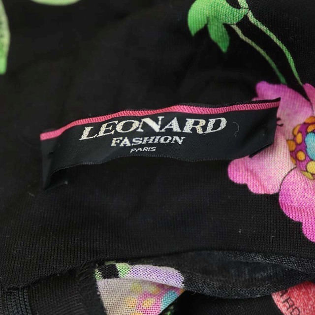LEONARD(レオナール)のレオナール LEONARD ファッション FASHON カットソー M 黒 レディースのトップス(カットソー(長袖/七分))の商品写真