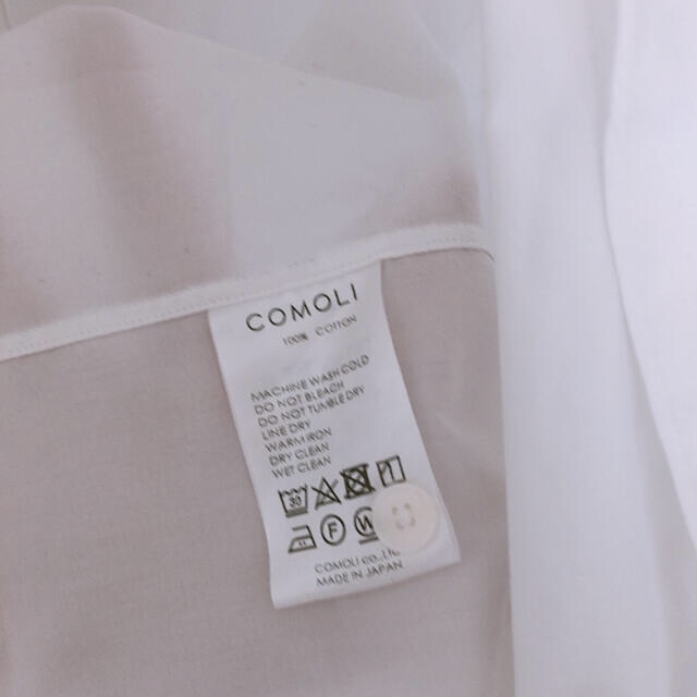 COMOLI(コモリ)の【美品、タグあり】comoli シャツ メンズのトップス(シャツ)の商品写真