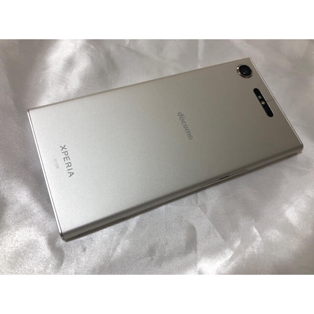 SONY(ソニー)の専用Xperia XZ1 docomo simロック解除品 スマホ/家電/カメラのスマートフォン/携帯電話(スマートフォン本体)の商品写真