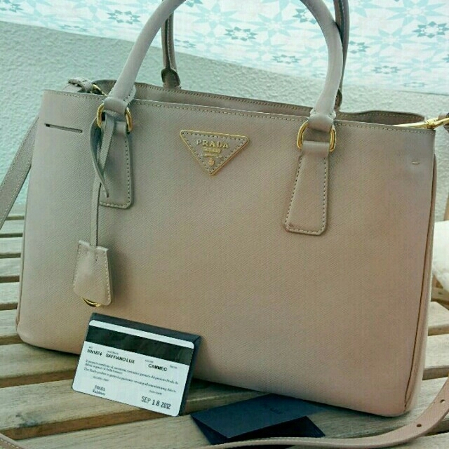 ふるさと割】 PRADA mii.さま専用美品☆保証書付 プラダサフィアーノ