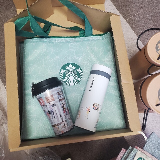 Starbucks Coffee(スターバックスコーヒー)のスターバックス 夏 福袋 2021 タンブラー ドリンクチケット  チケットの優待券/割引券(フード/ドリンク券)の商品写真