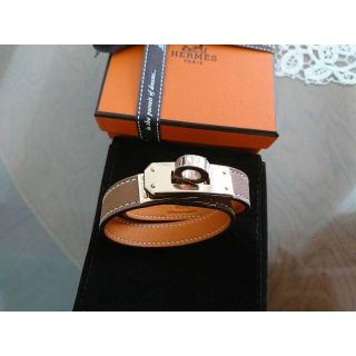 エルメス(Hermes)のエルメス《ケリー》 ドゥブルトゥール レザーブレスレット ローズゴールド　新品(ブレスレット/バングル)