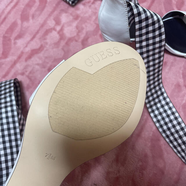 GUESS(ゲス)のguess サンダル レディースの靴/シューズ(サンダル)の商品写真