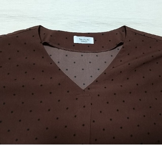 Techichi(テチチ)のNY様用　テチチ ドット柄 長袖 カットソー ブラウン レディースのトップス(Tシャツ(長袖/七分))の商品写真