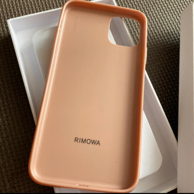 RIMOWA(リモワ)のRIMOWA iPhone 11 Pro Maxケース スマホ/家電/カメラのスマホアクセサリー(iPhoneケース)の商品写真