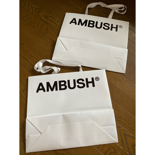 AMBUSH(アンブッシュ)の送料込 非売品 アンブッシュAMBUSHショップバッグショッパー大2枚セット袋 レディースのバッグ(ショップ袋)の商品写真