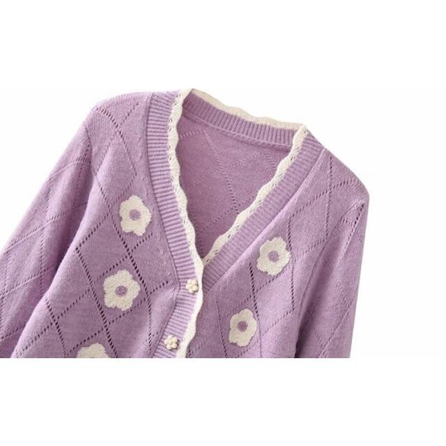 ZARA(ザラ)の🎐8月新作🍧5104◆purple パープル フラワー 花 ニット カーディガン レディースのトップス(カーディガン)の商品写真